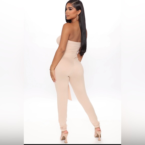 NEW with tags. Medium cut out Jumpsuit - Picture 3 of 3